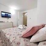 Modern Flat In Omis, With Terrace And Views, 80m² *