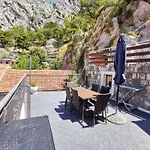 Modern Flat In Omis, With Terrace And Views, 80m² * 오미스