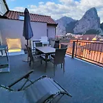 Modern Flat In Omis, With Terrace And Views, 80m² 아파트