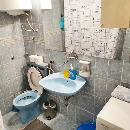 Modern Flat In With Terrace And Views 80m²