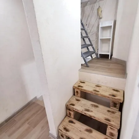 Modern Flat In With Terrace And Views 80m² Apartment *
